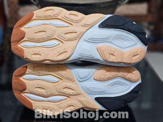 New Balance Balos Running Shoe